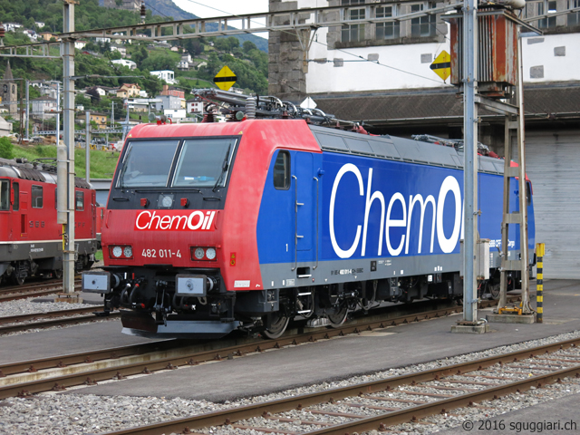 FFS Re 482 011-4 ChemOil